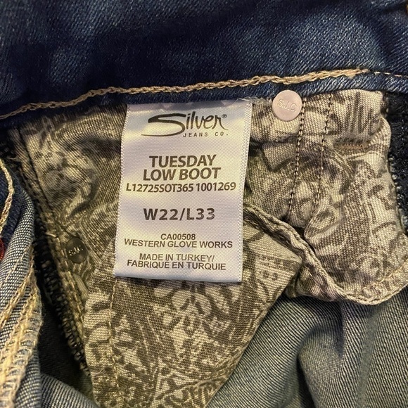 NWT Silver Jeans Co. Tuesday Low  Rise Bootcut Jeans Med Wash Ladies W22/L33 - Picture 3 of 15